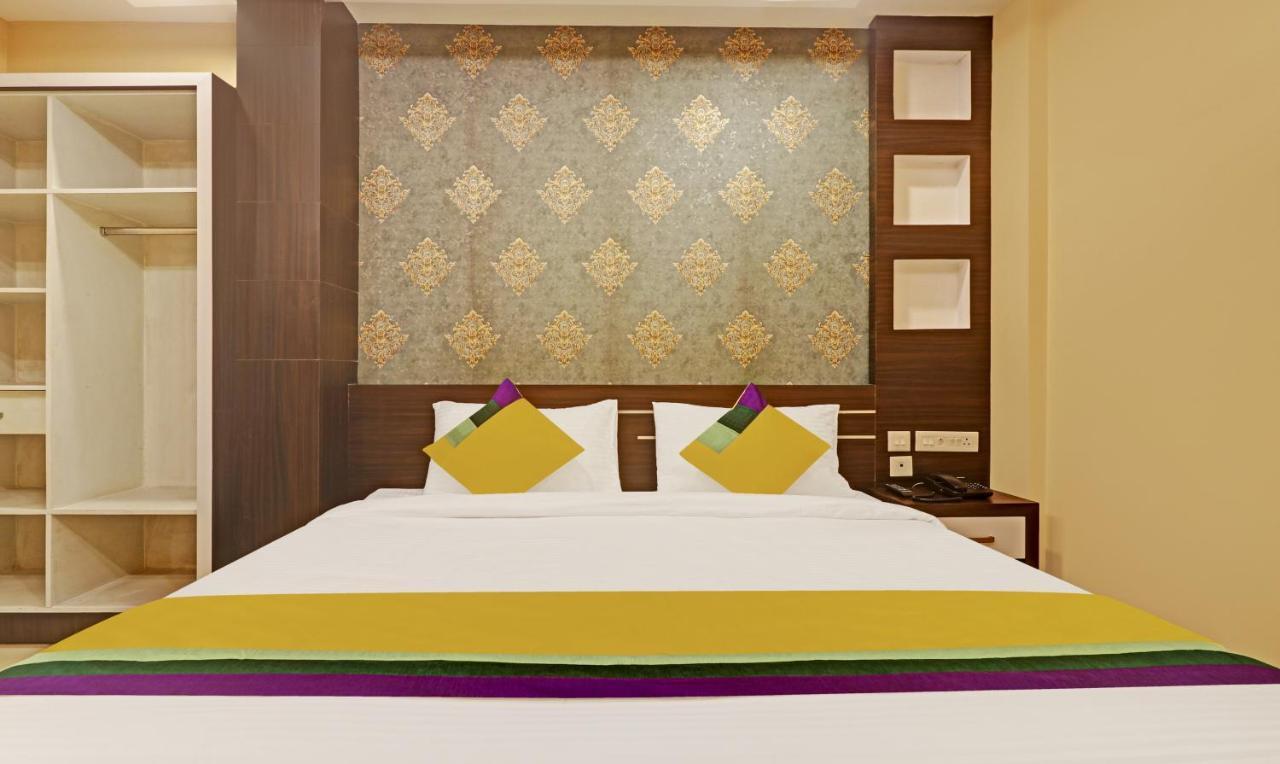 Itsy Hotels Sapphire Residency Manjeri Kültér fotó