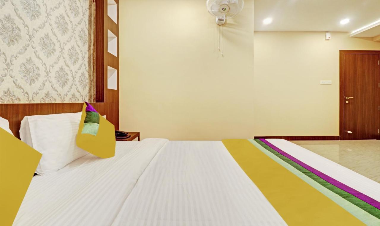 Itsy Hotels Sapphire Residency Manjeri Kültér fotó