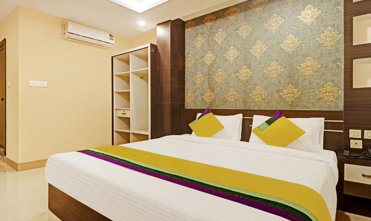 Itsy Hotels Sapphire Residency Manjeri Kültér fotó